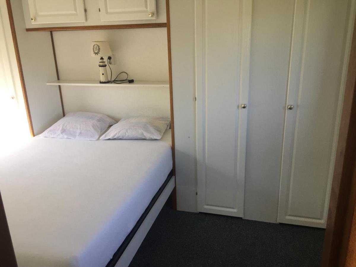 Baarland Do'S Chalets מראה חיצוני תמונה