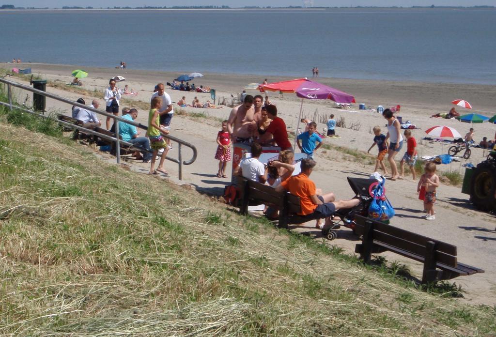 Baarland Do'S Chalets חדר תמונה